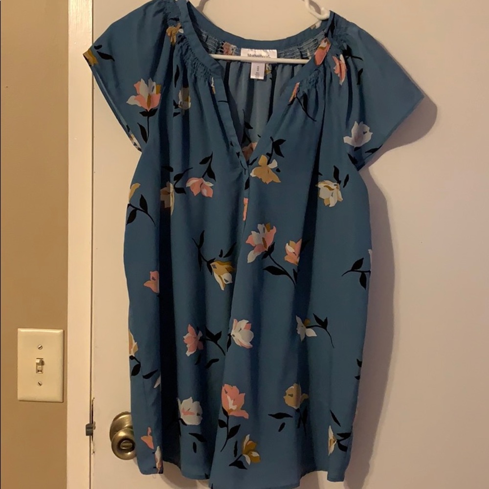 Maternity blouse